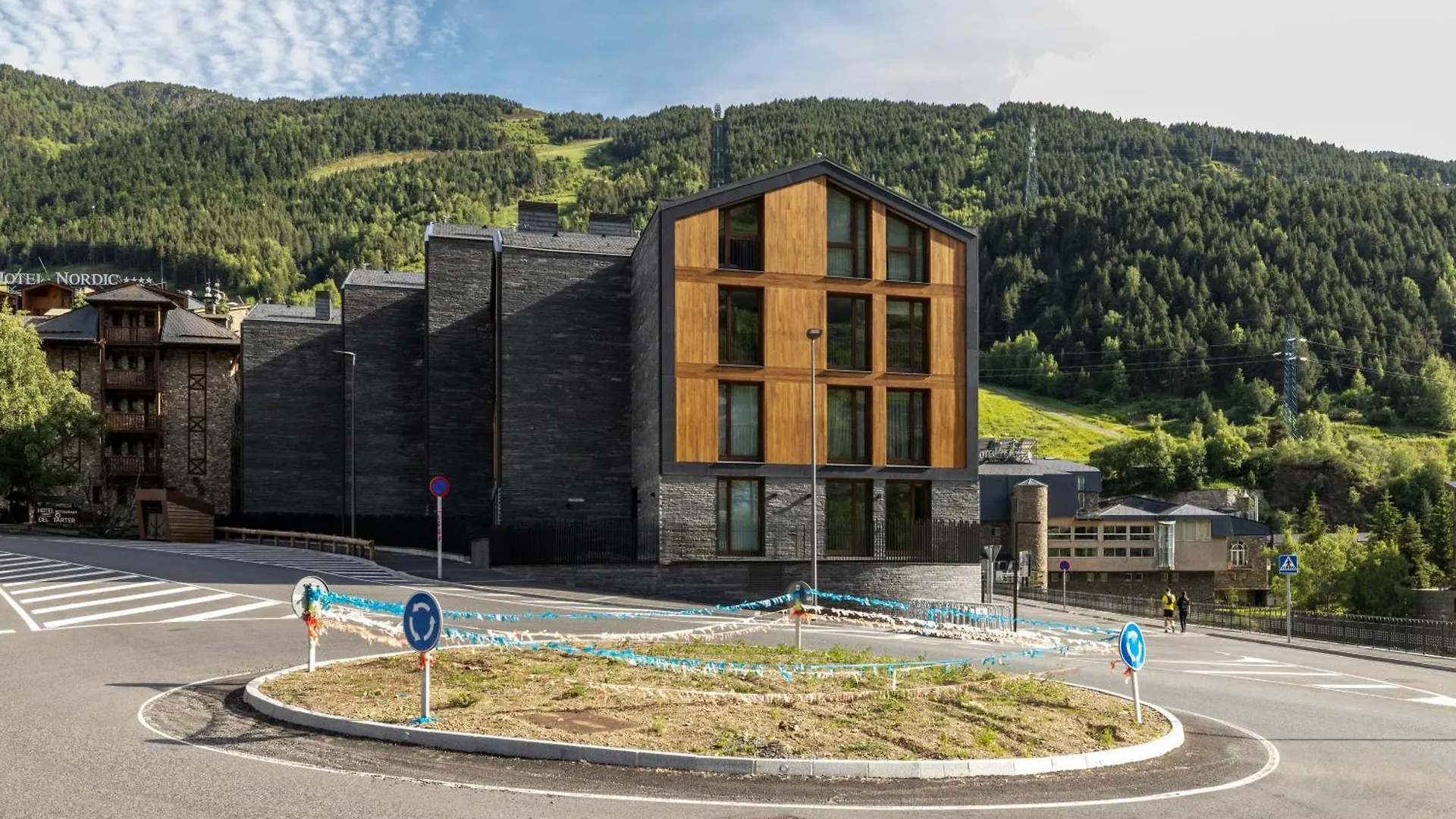 Un Diamante De Montana L A Pie De Pistas De Esqui - Gimnasio - Sauna - Piscina L 6Pax L By Bonesvacances El Tarter 0*,  Ανδόρρα