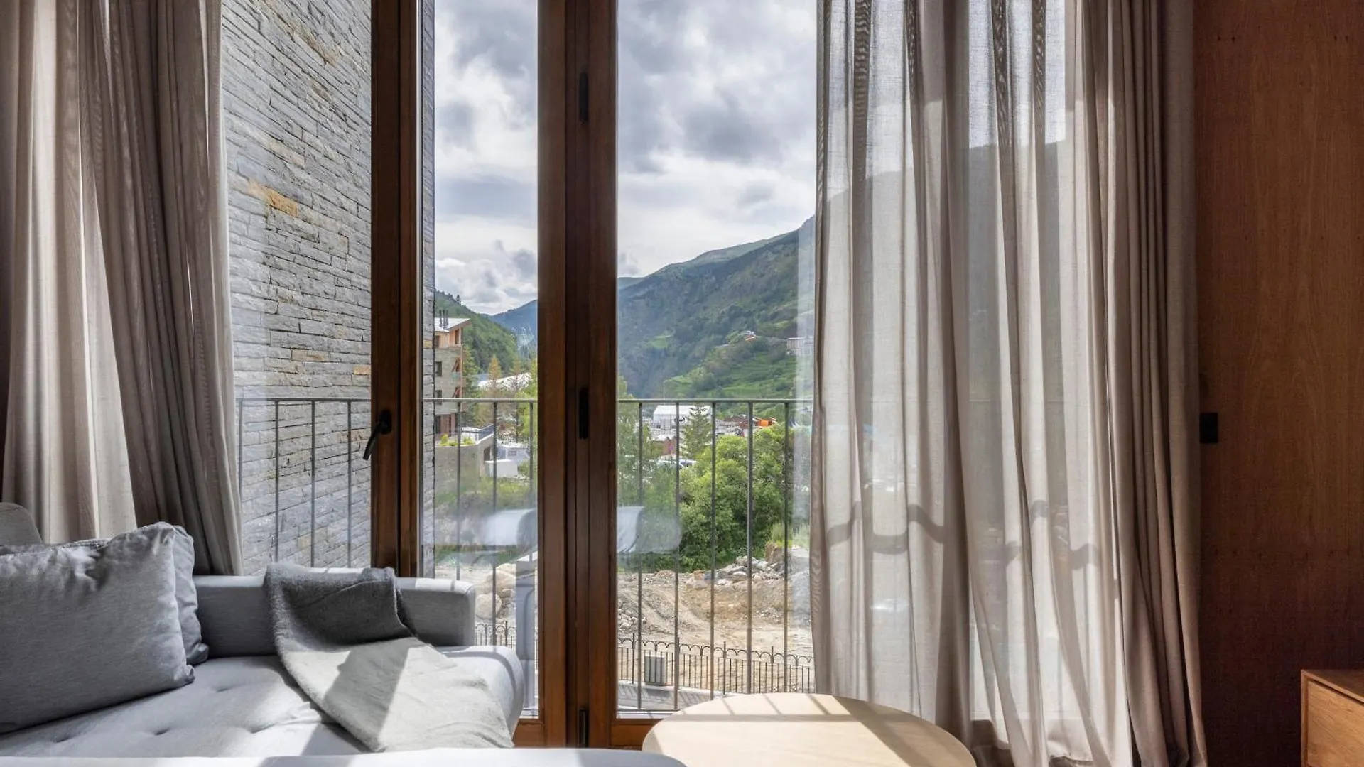 Un Diamante De Montana L A Pie De Pistas De Esqui - Gimnasio - Sauna - Piscina L 6Pax L By Bonesvacances El Tarter 0*,  Ανδόρρα